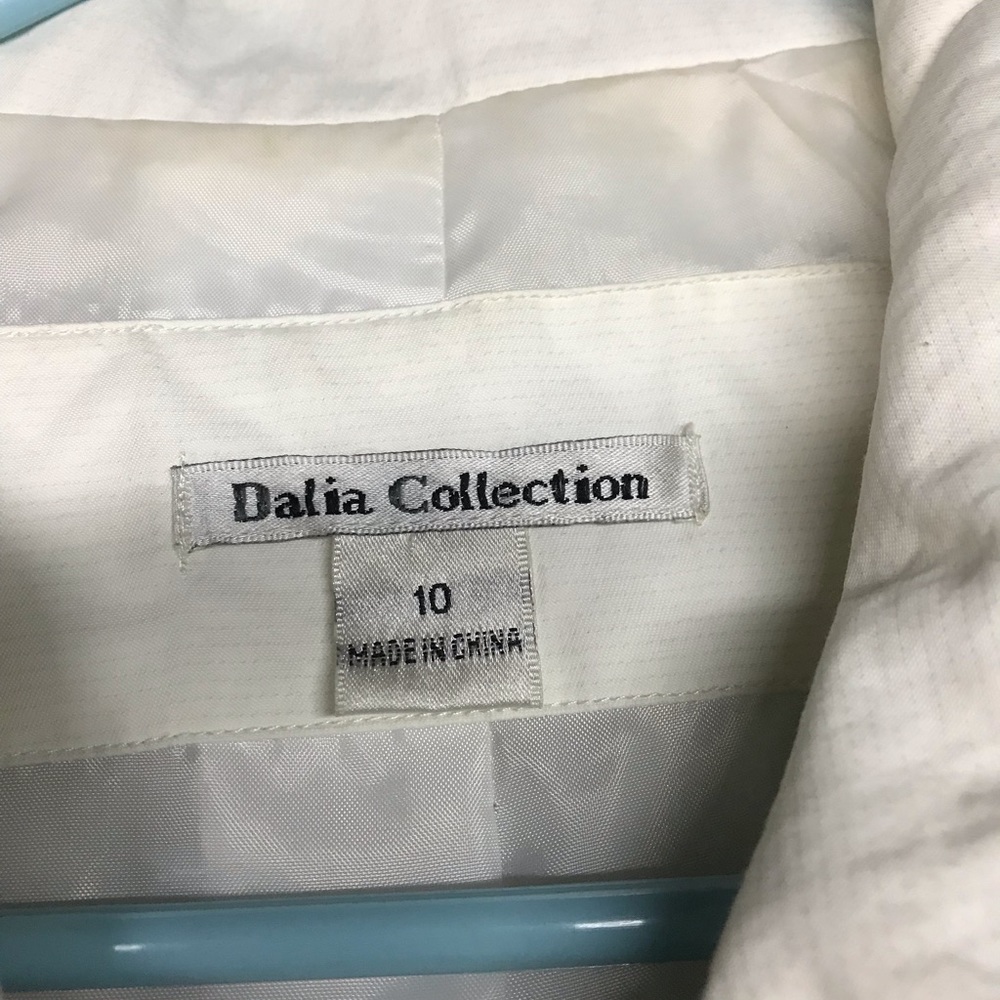 Short jacket, nylon material, worn a few times!